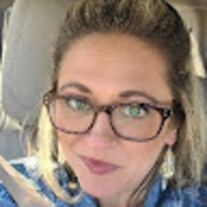 Meet your Posher, Monica